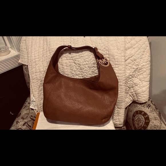 Michael Kors bags - Picture 4 of 6